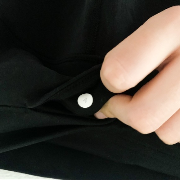 Lululemon Make A Move Tight Size 4 - Picture 7 of 16